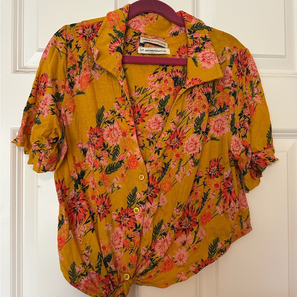 Urban outfitters tie top